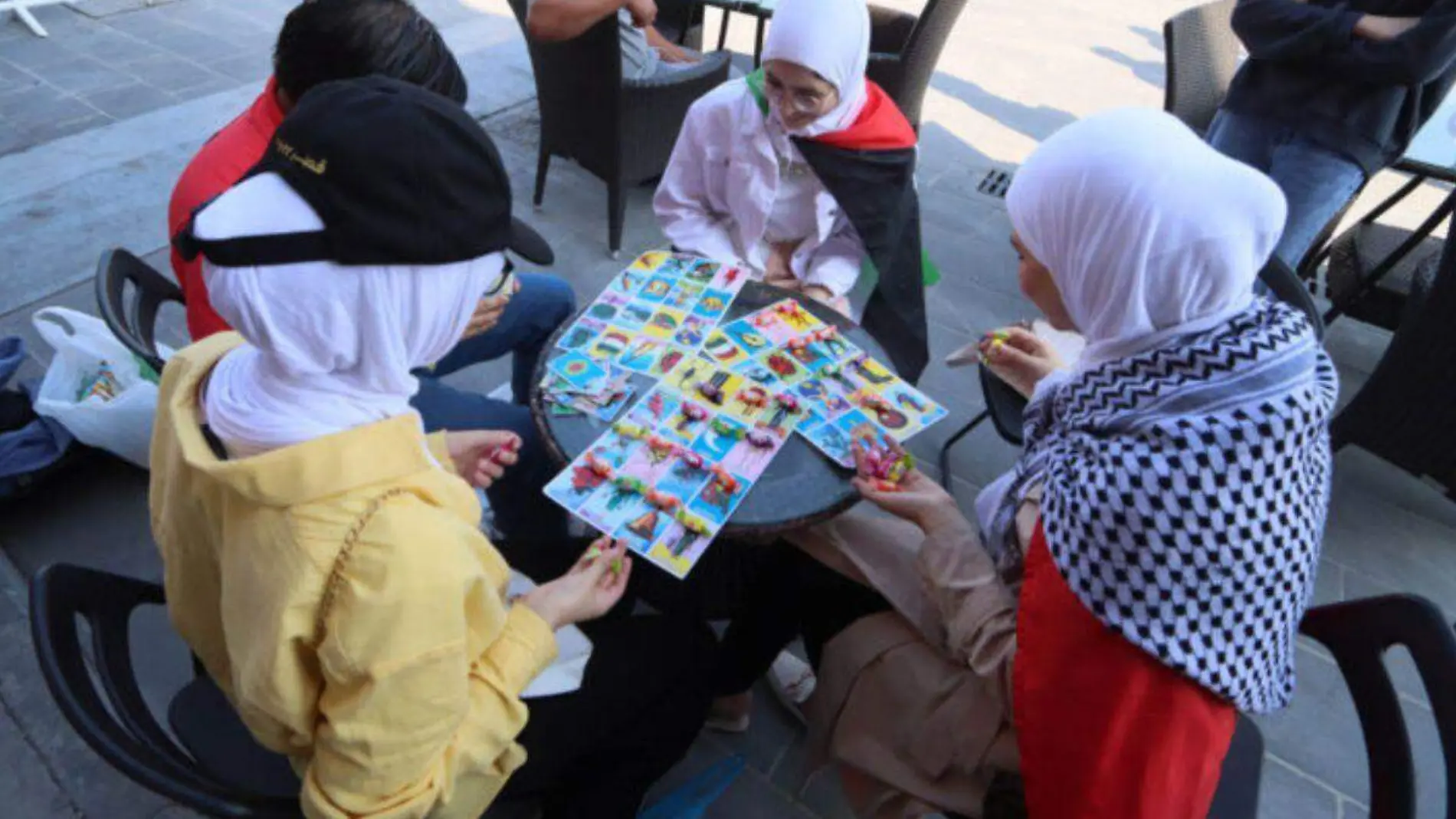 ¡Lotería! ESTO mostró en el mercado Souq Waqif de Qatar el clásico juego mexicano